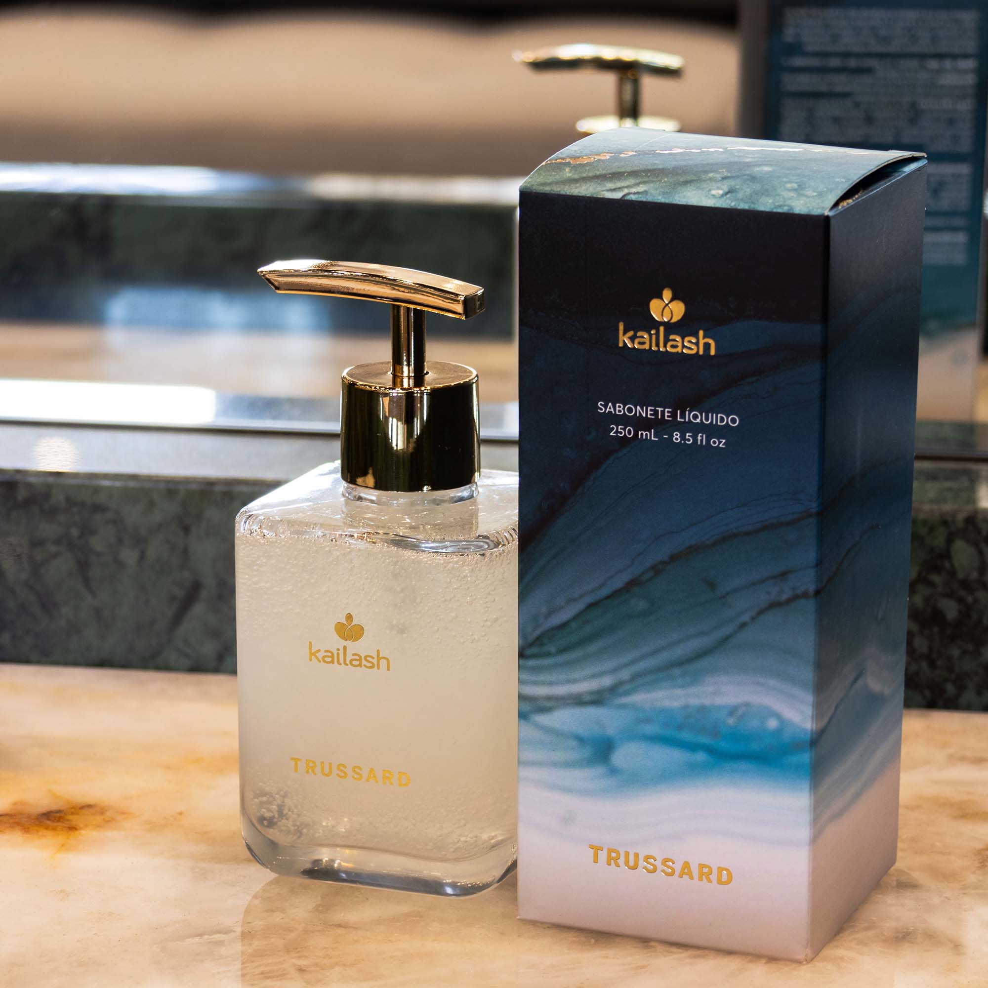 SABONETE LÍQUIDO HIDRATANTE - TRUSSARD - ...