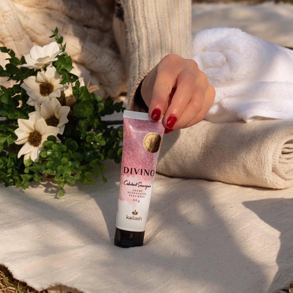 CREME HIDRATANTE PARA AS MÃOS - DIVINO CA...